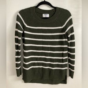 Old Navy Knit Sweater Size XS